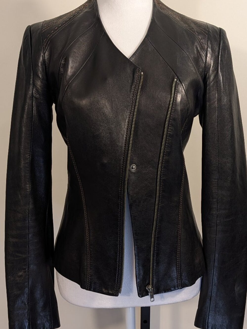 Danier Italian Leather Jacket | Black + Brown | Contrast Stitching | Sz XXS